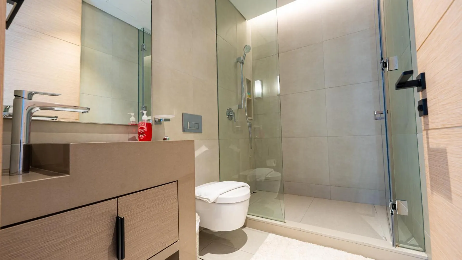 The Address Beach Resort Jbr - 3Br Beachfront With Ain Dubai View By Tlre Holiday Homes 0*,
