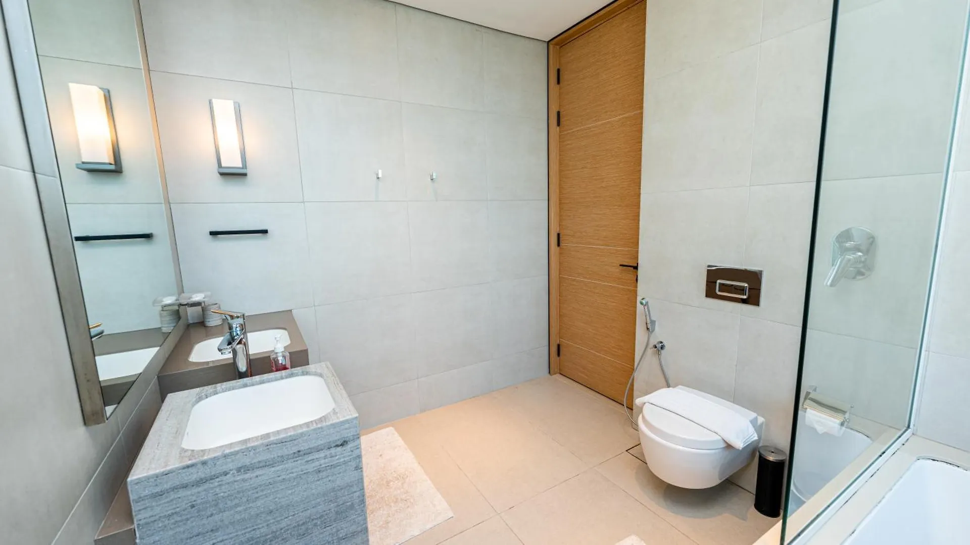 The Address Beach Resort Jbr - 3Br Beachfront With Ain Dubai View By Tlre Holiday Homes United Arab Emirates