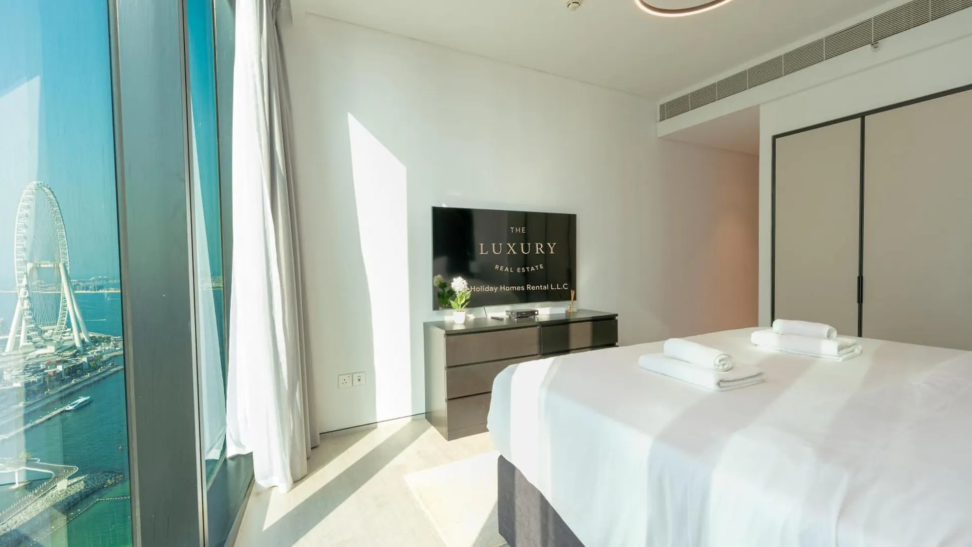 The Address Beach Resort Jbr - 3Br Beachfront With Ain Dubai View By Tlre Holiday Homes United Arab Emirates
