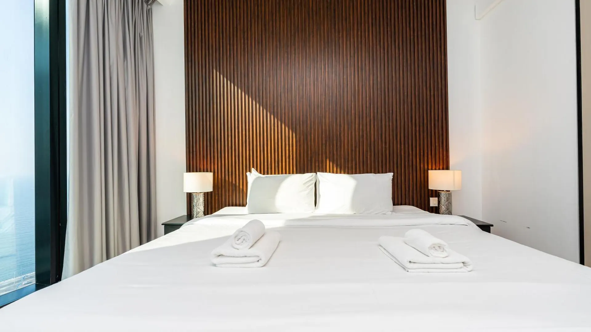 The Address Beach Resort Jbr - 3Br Beachfront With Ain Dubai View By Tlre Holiday Homes Apartment